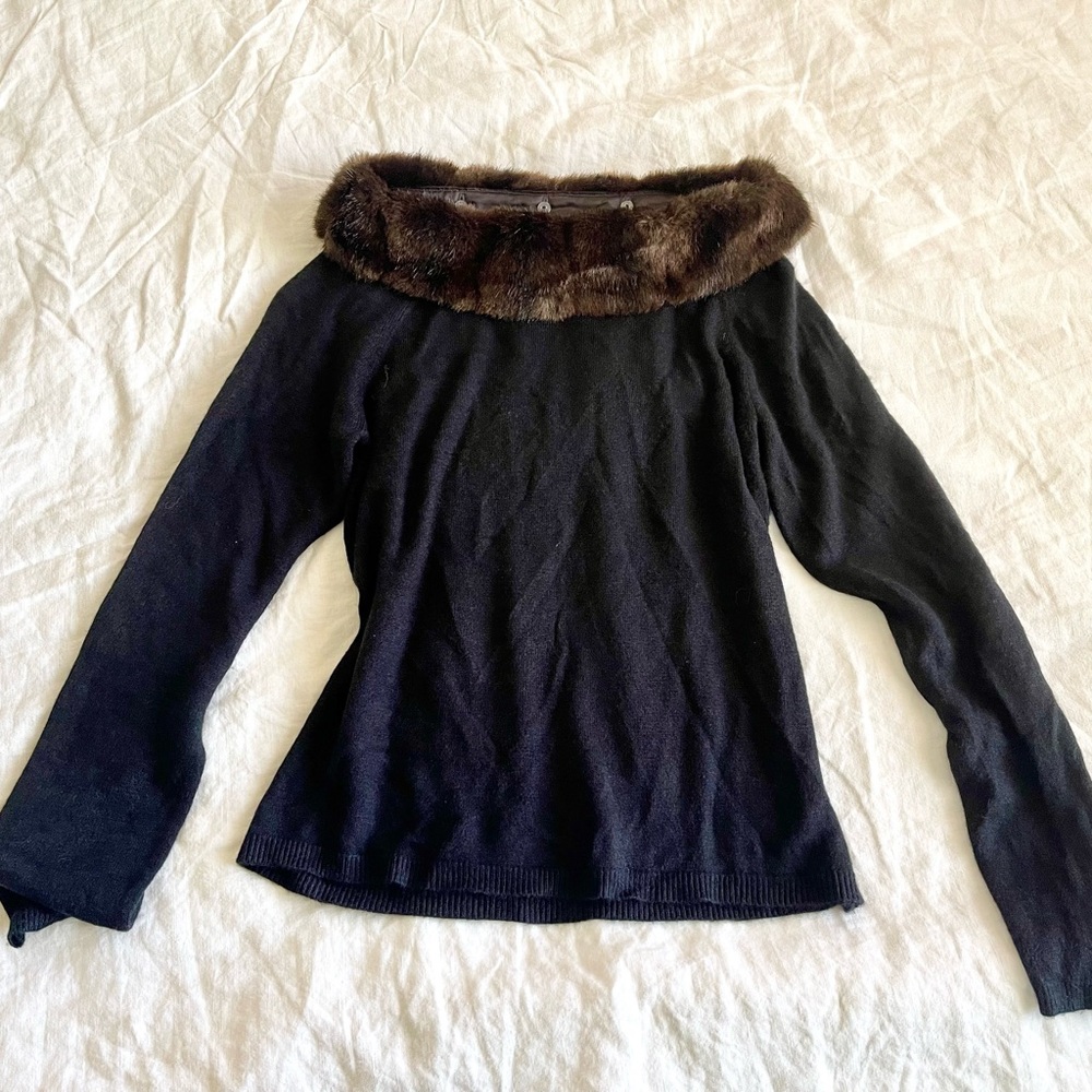 Liz Claiborne Sweater with Faux Fur Collar